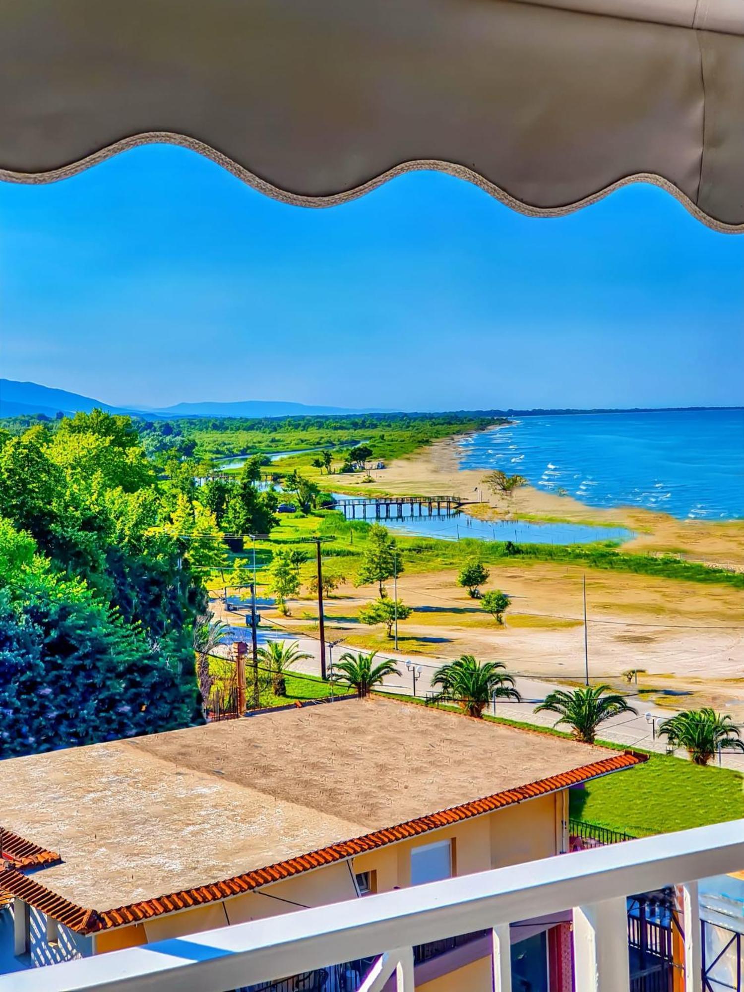 Panorama Suites & Spa - Adults Only Stómion Rum bild