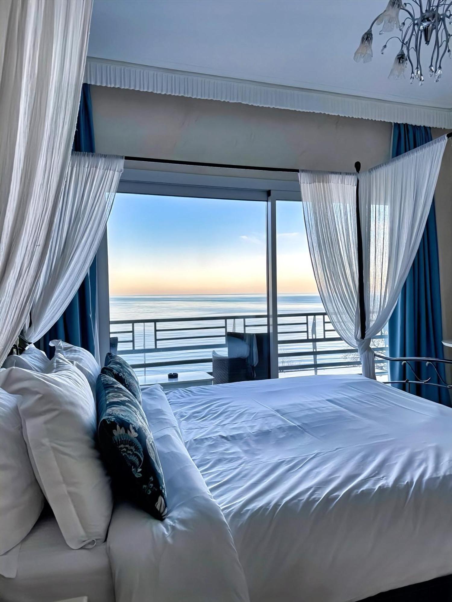 Panorama Suites & Spa - Adults Only Stómion Rum bild